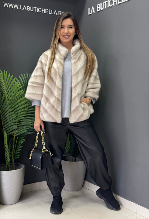 JACHETĂ FROSTY CHIC