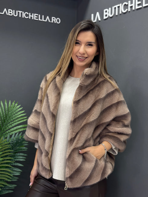 JACHETĂ FROSTY CHIC