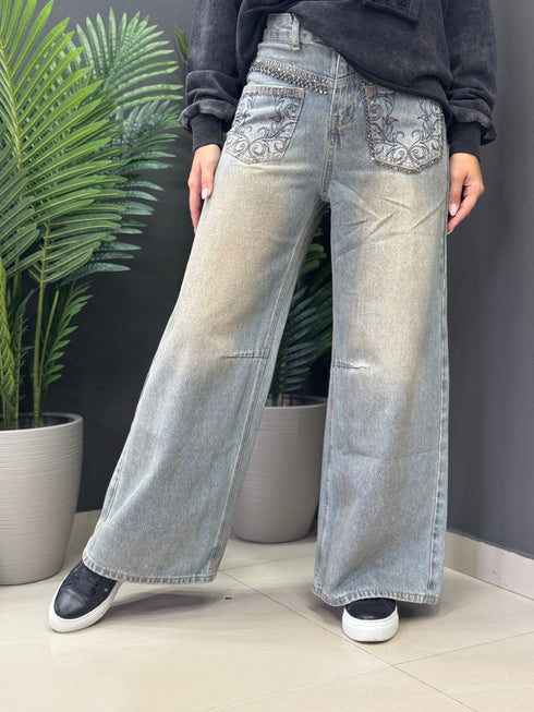 JEANS EMBROIDERED JEWEL