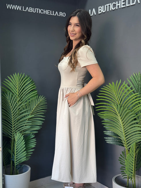 ROCHIE LARA