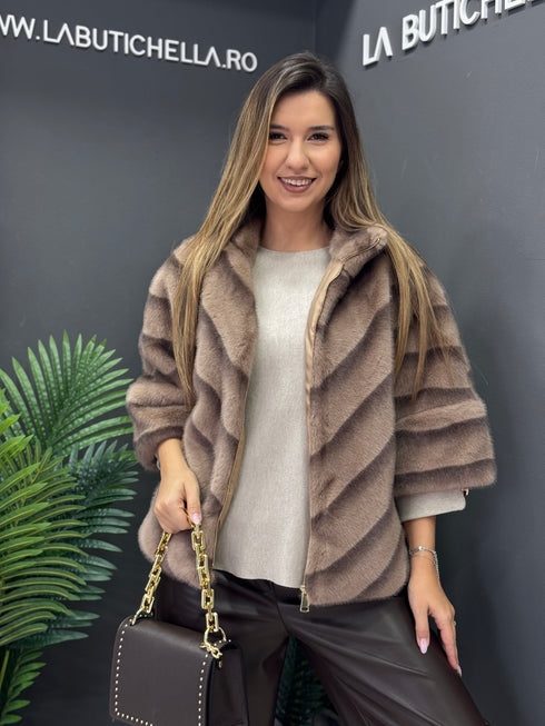 JACHETĂ FROSTY CHIC