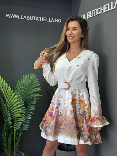 ROCHIE FLUTTER CHARM