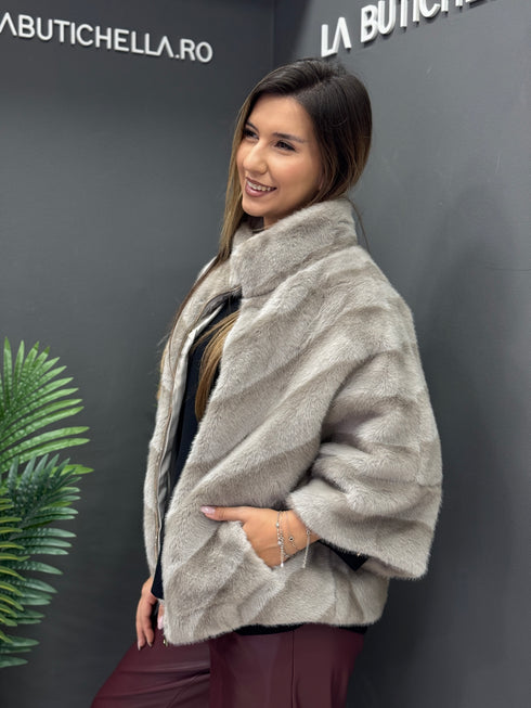 JACHETĂ FROSTY CHIC