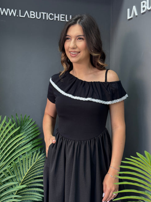 ROCHIE SERENA
