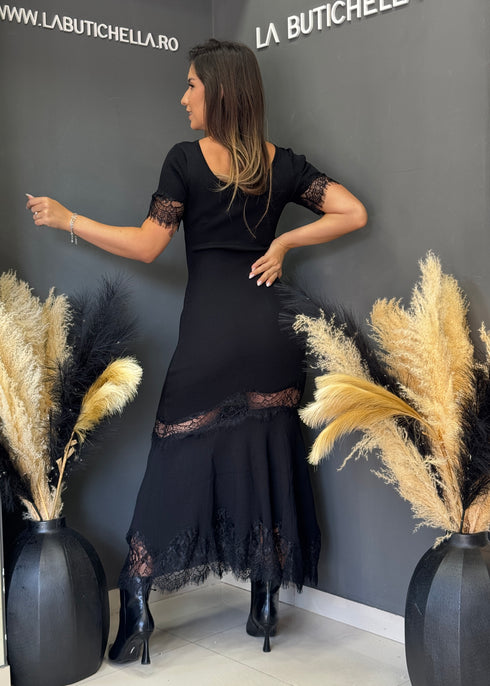 ROCHIE AMORE