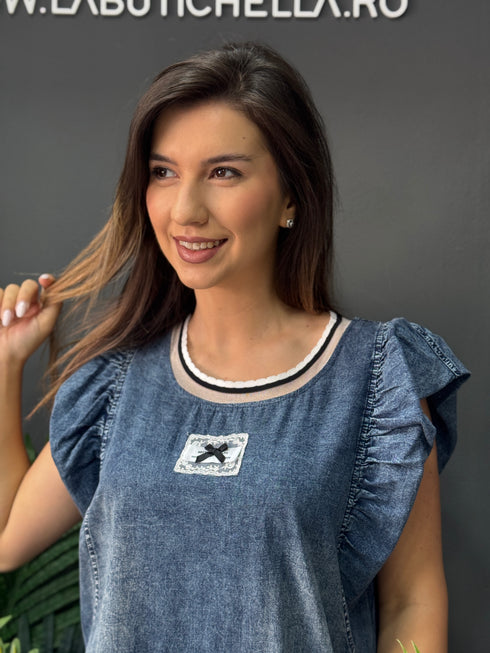 ROCHIE DENIMIA