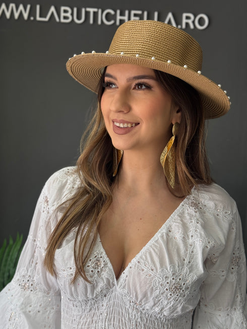 ROCHIE PERLA