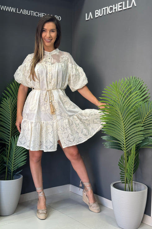 ROCHIE RAVELLO
