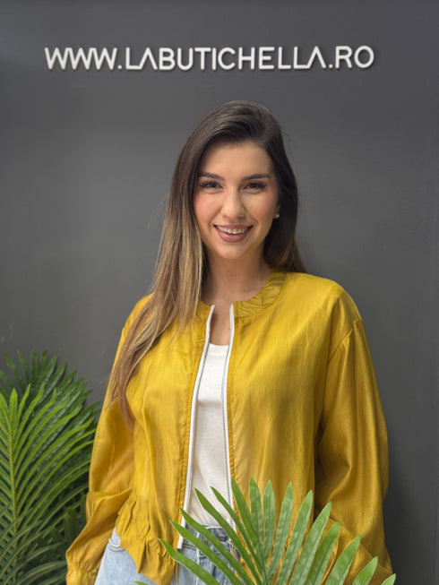 JACHETĂ MILENA