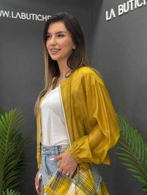 JACHETĂ MILENA