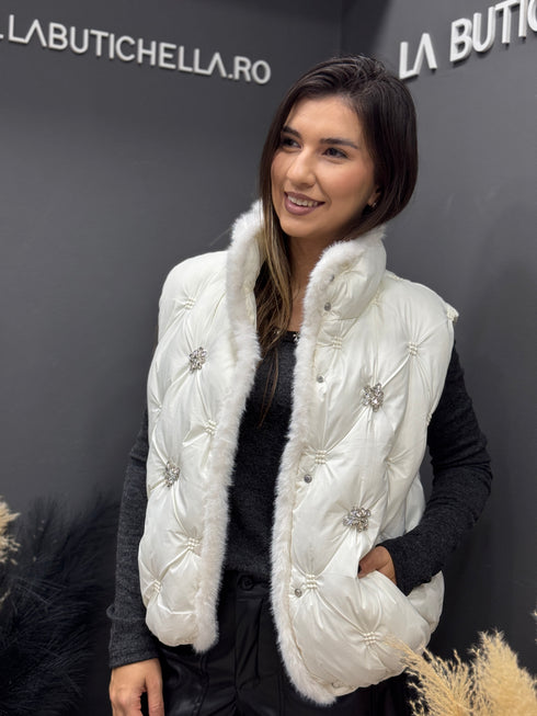 VESTA GLAMOUR CHIC
