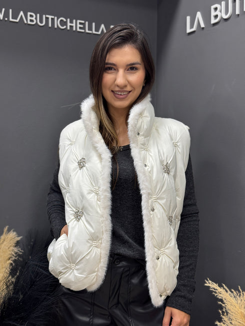VESTA GLAMOUR CHIC