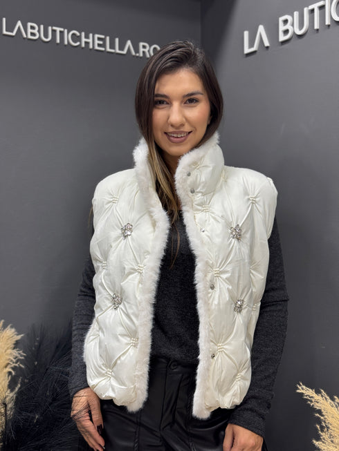 VESTA GLAMOUR CHIC