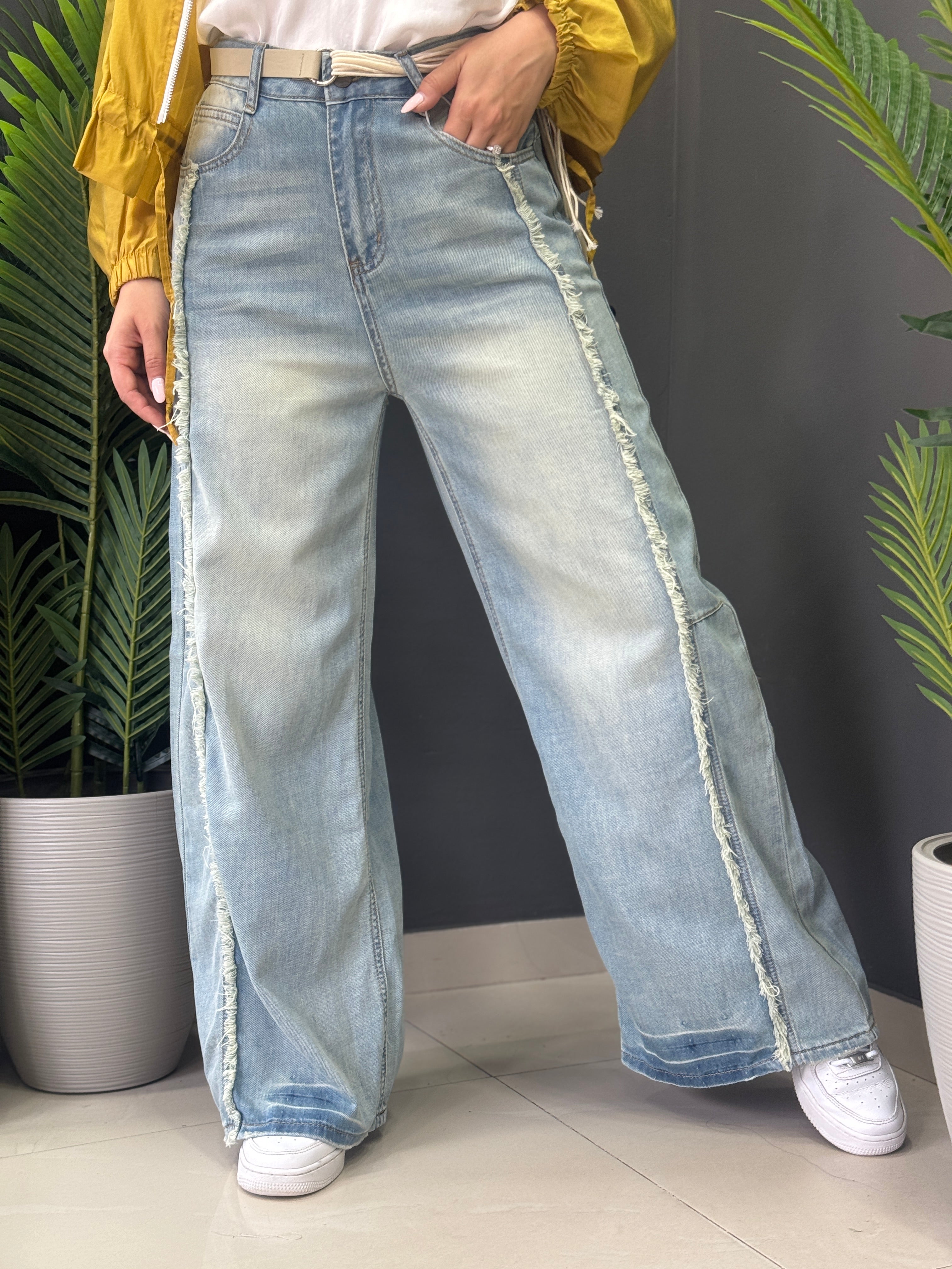 jeans – LaButichella Fashion